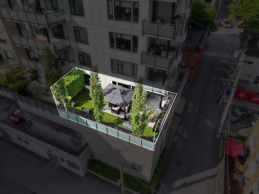 #212 – 123 W. 1st Street